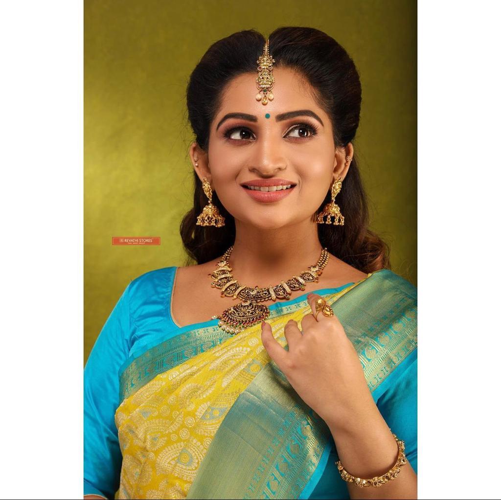 Premium Banarasi Saree in Lichi Silk