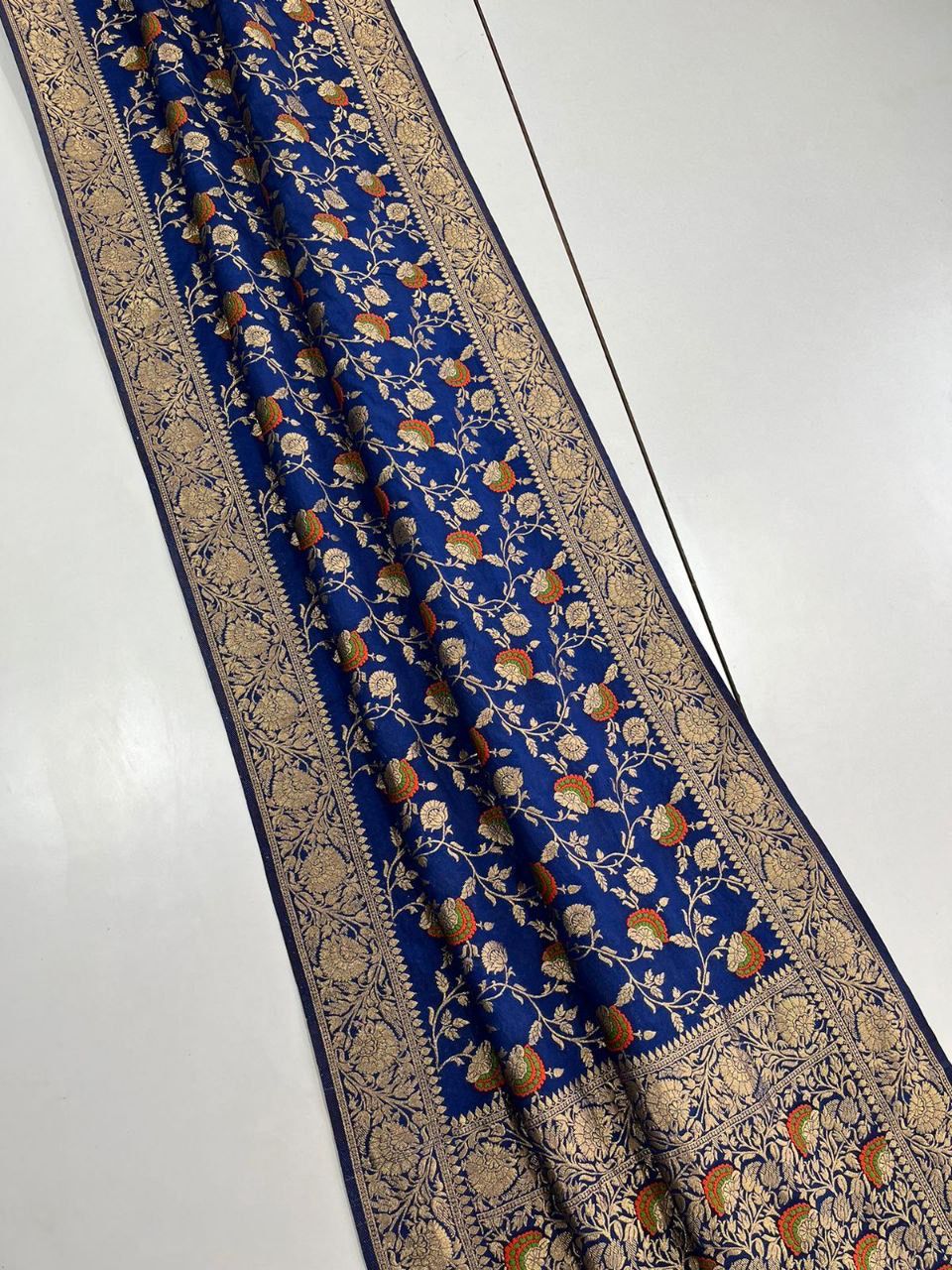 Pure Soft Khadi Georgette Silk Saree with Zari & Meenakari Work – LC-59