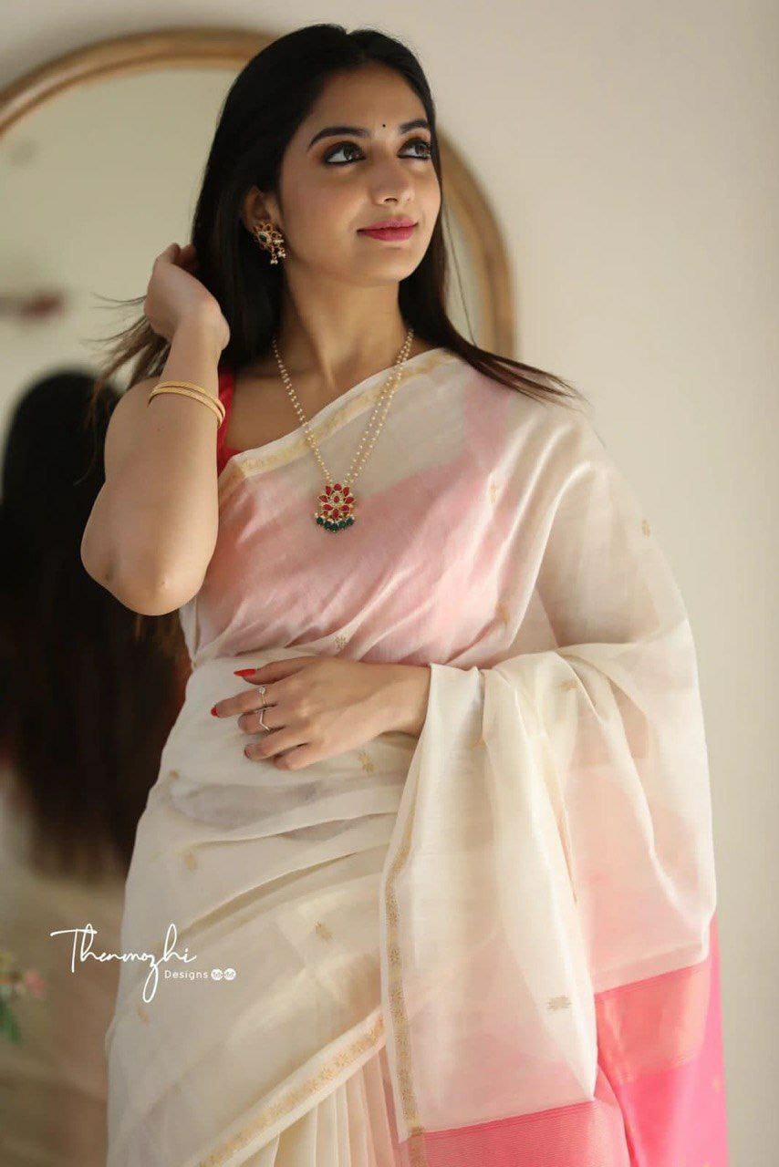 Elegant Off-White Cotton Saree with Pink Contrast Pallu