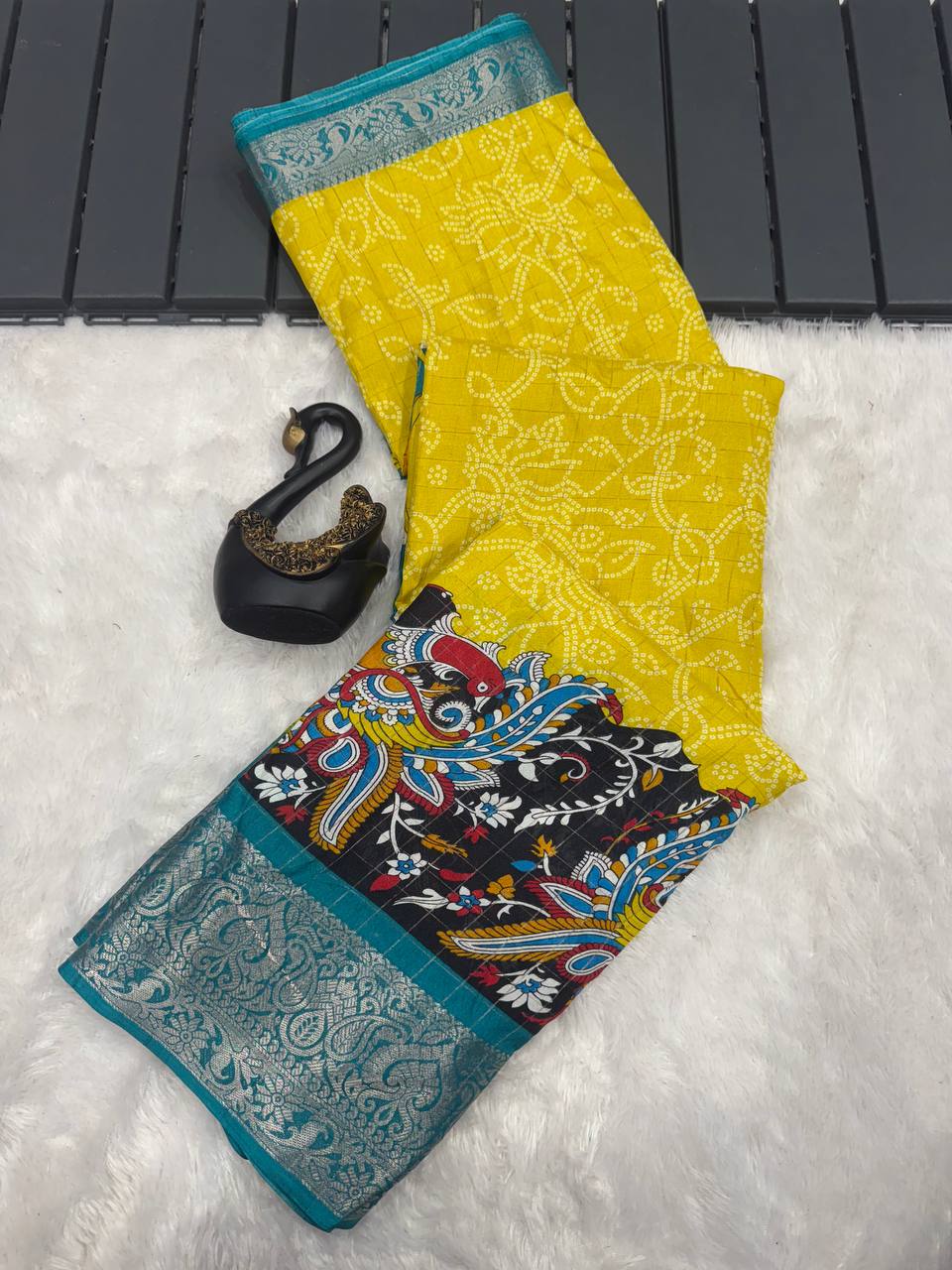 Lightweight Mangalagiri Dola Saree with Print Checks & Kalamkari Pallu