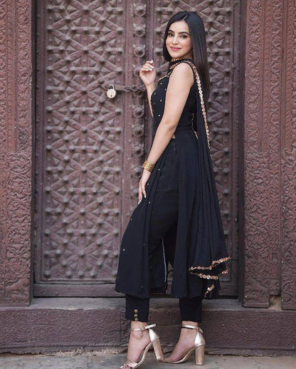 BLACK NYRA CUT KURTI SET