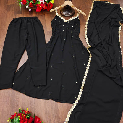 BLACK NYRA CUT KURTI SET