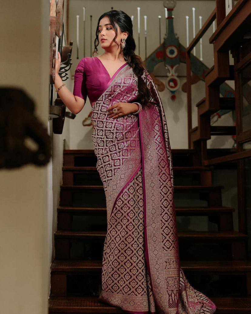 Rich Comfort Organic Banarasi Lichi Silk Wedding Saree