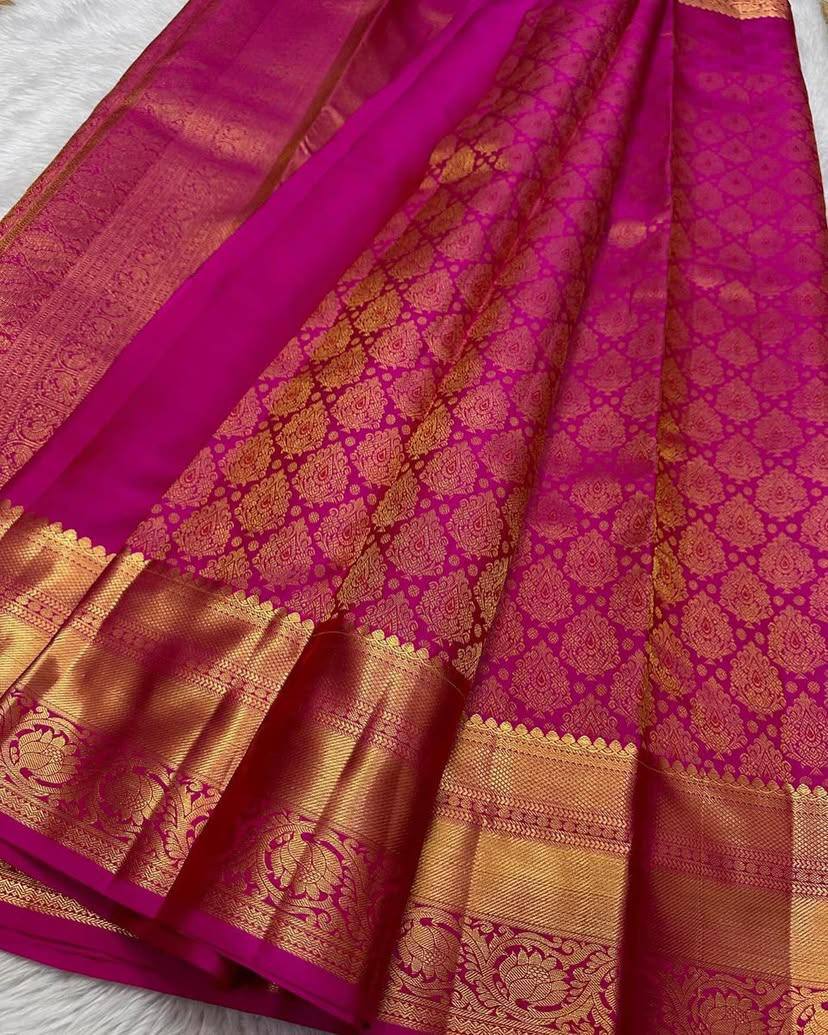 Light Comfort Organic Banarasi Lichi Silk Wedding Saree