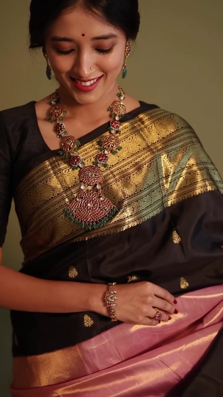 Devyani Kanchipuram Silk Saree
